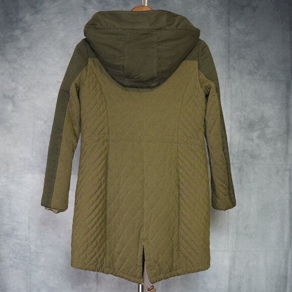 GUESS Women’s Hooded Parka – Quilted Design – Two-Tone Green with Gold Accents - Picture 2 of 9